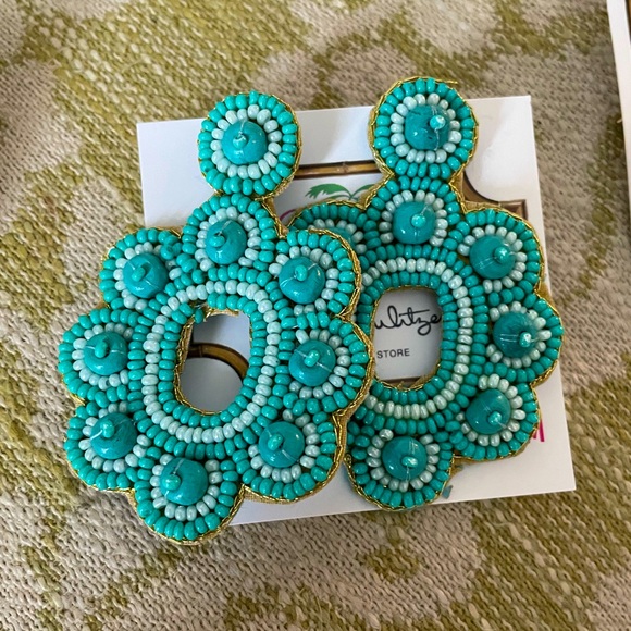 Lilly Pulitzer Jewelry - Earrings Summer Colorful Lilly Pulitzer earrings NWT blue/green gold bead